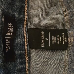 White House Black Market Slim Crop Jeans. Size 6.  Medium Wash.
